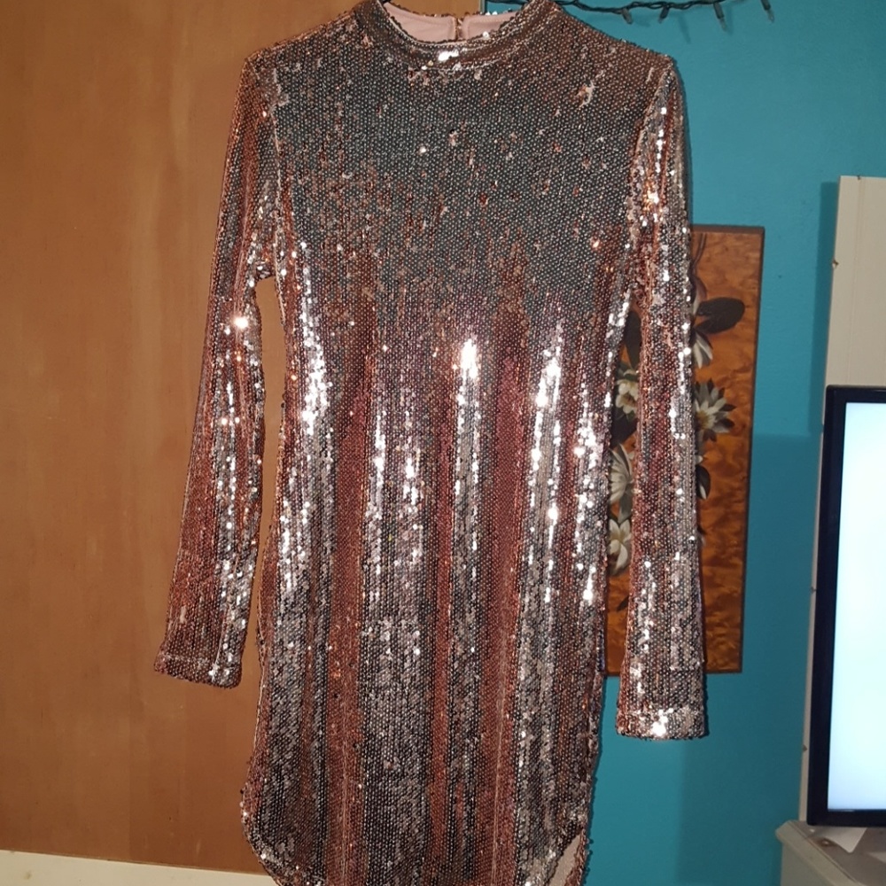 Gold sequin long sleeve dress